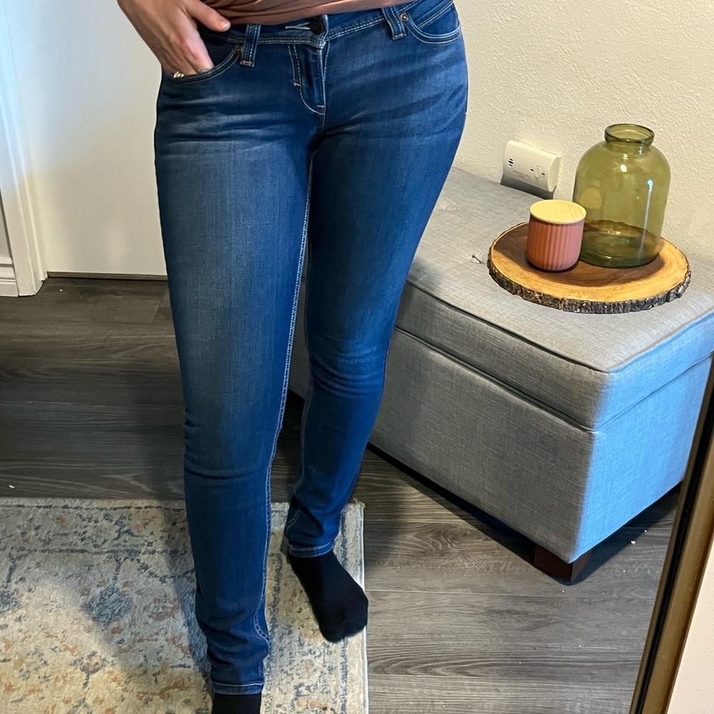 LEVI’S | Women’s Dark Wash Denim Curvy Skinny Jeans